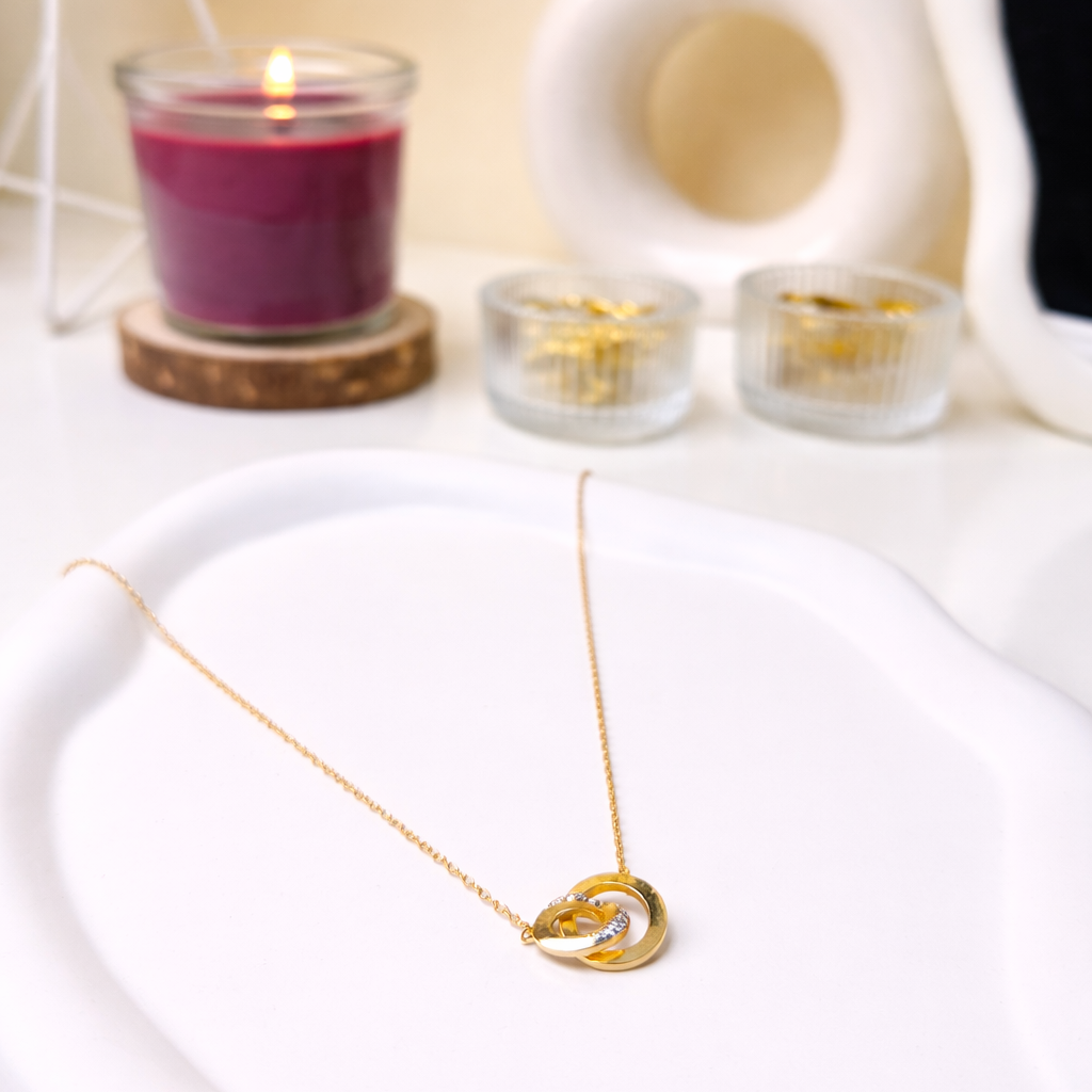 Roman Orbit Interlocking Pendant Necklace