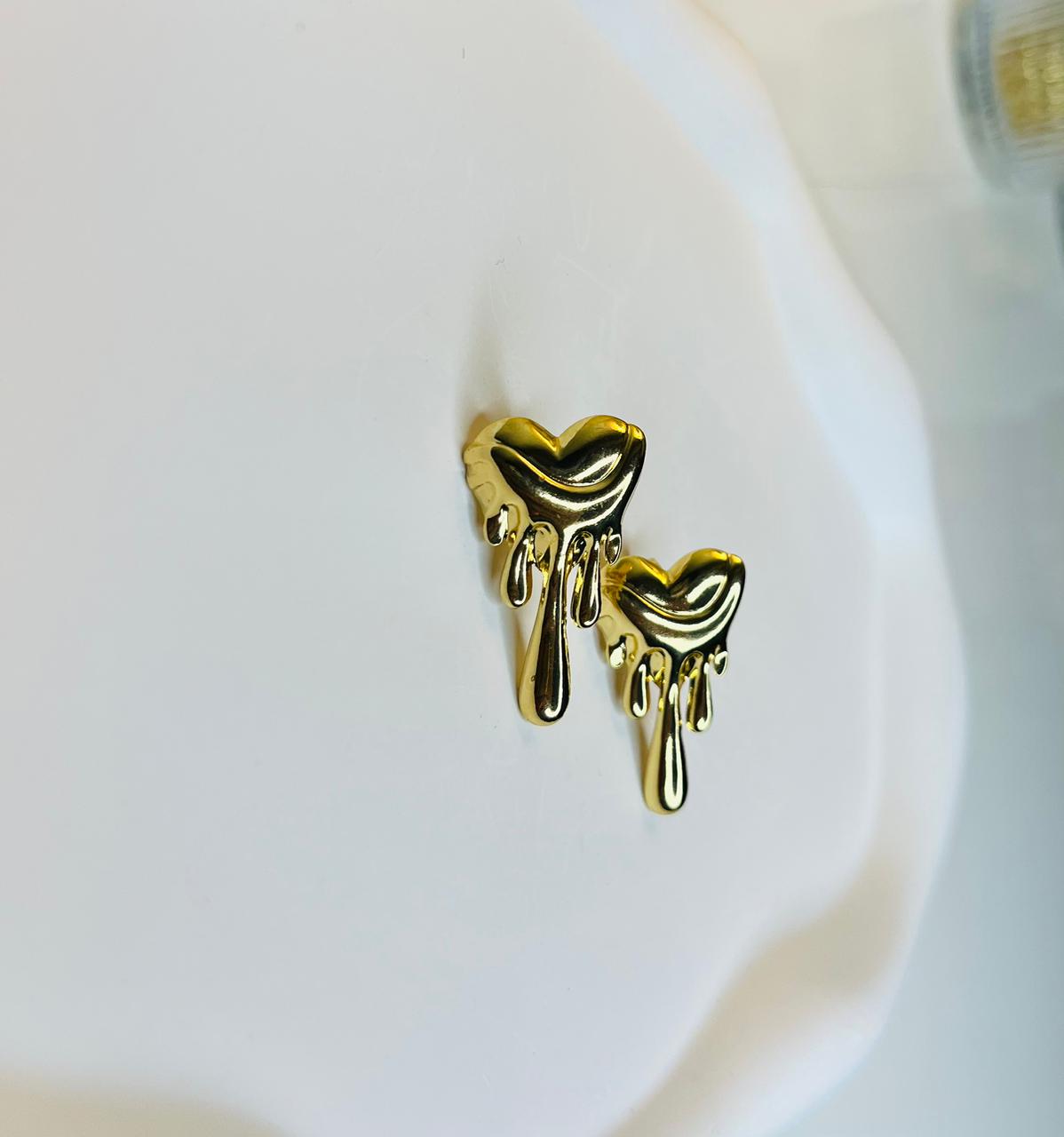 Heart Flow Drop Earrings