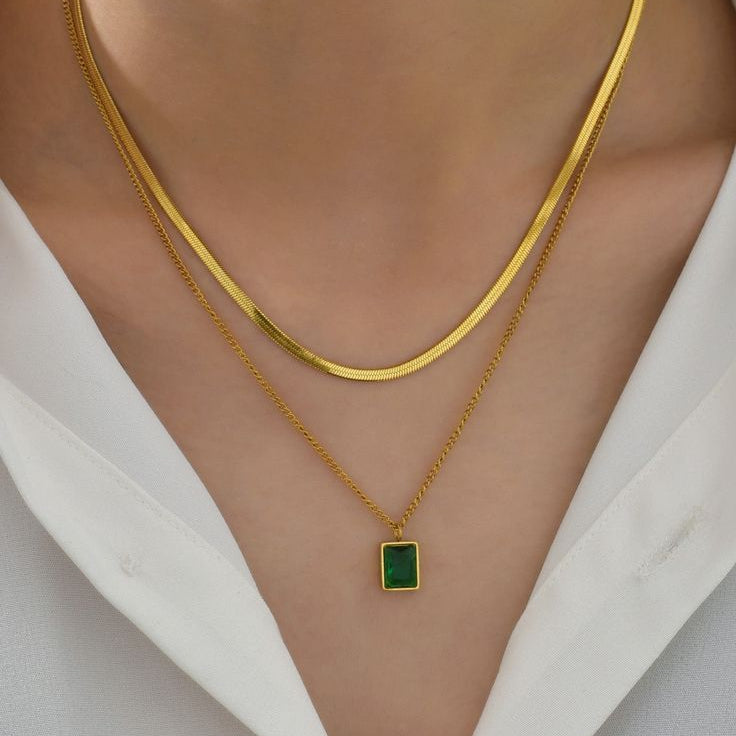 Emerald Radiance Double Layer Pendant Necklace