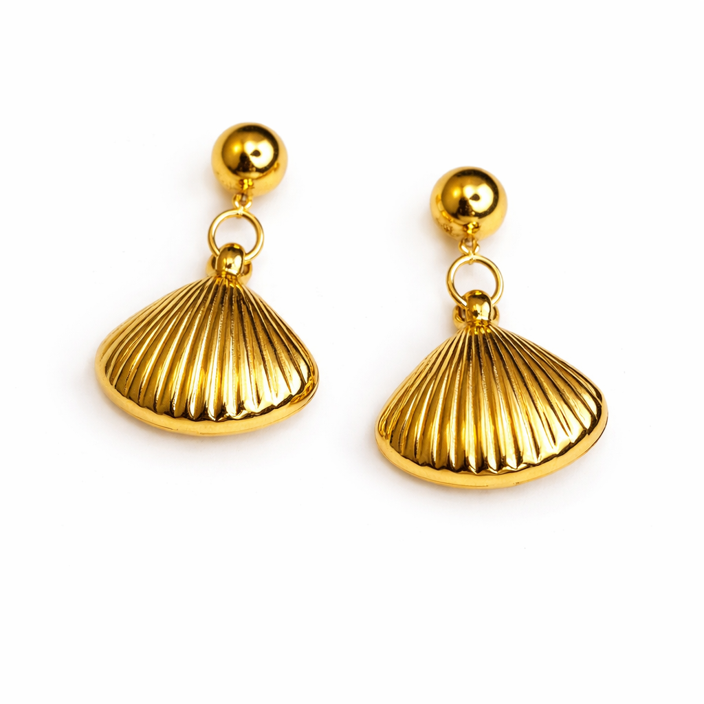 Luna Shell Gold Earrings